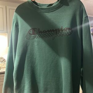 BRAND NEW Champion mens Crewneck